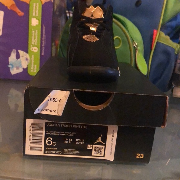 Jordan’s - Picture 2 of 3